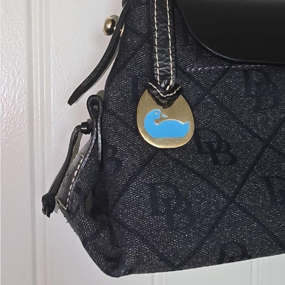 Authentic Vintage Dooney & Bourke Black Monogram Purse - Picture 4 of 16